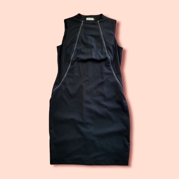 Calvin Klein Dresses & Skirts - Calvin Klein sleeveless little black dress size 12